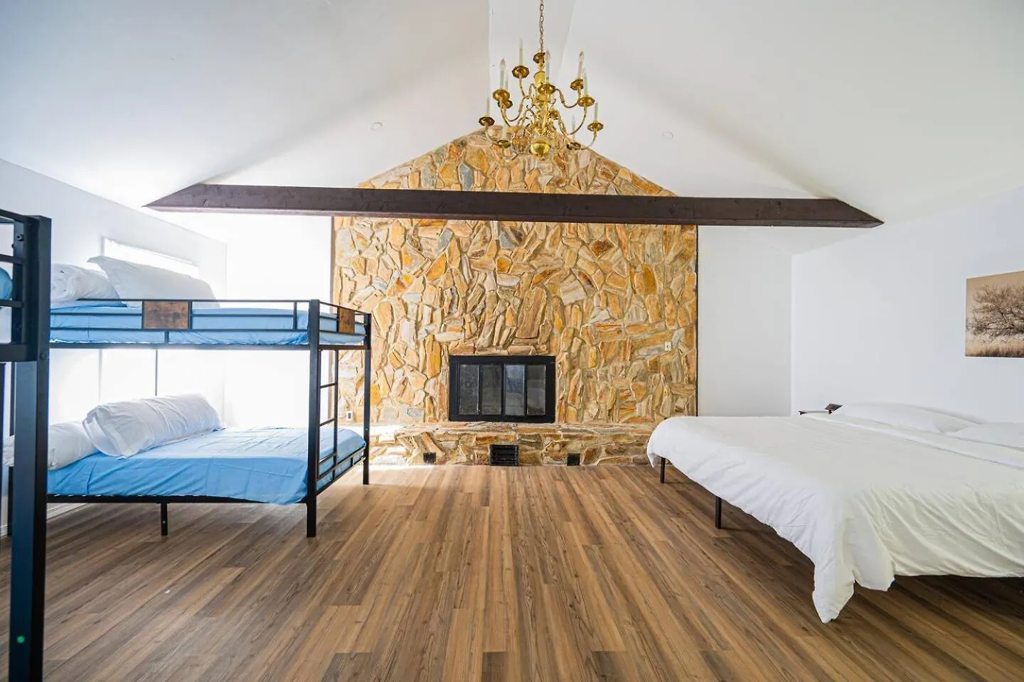 Holiday home 5Bed Homesleeps16Wifipooltablekingbed Charlotte United States