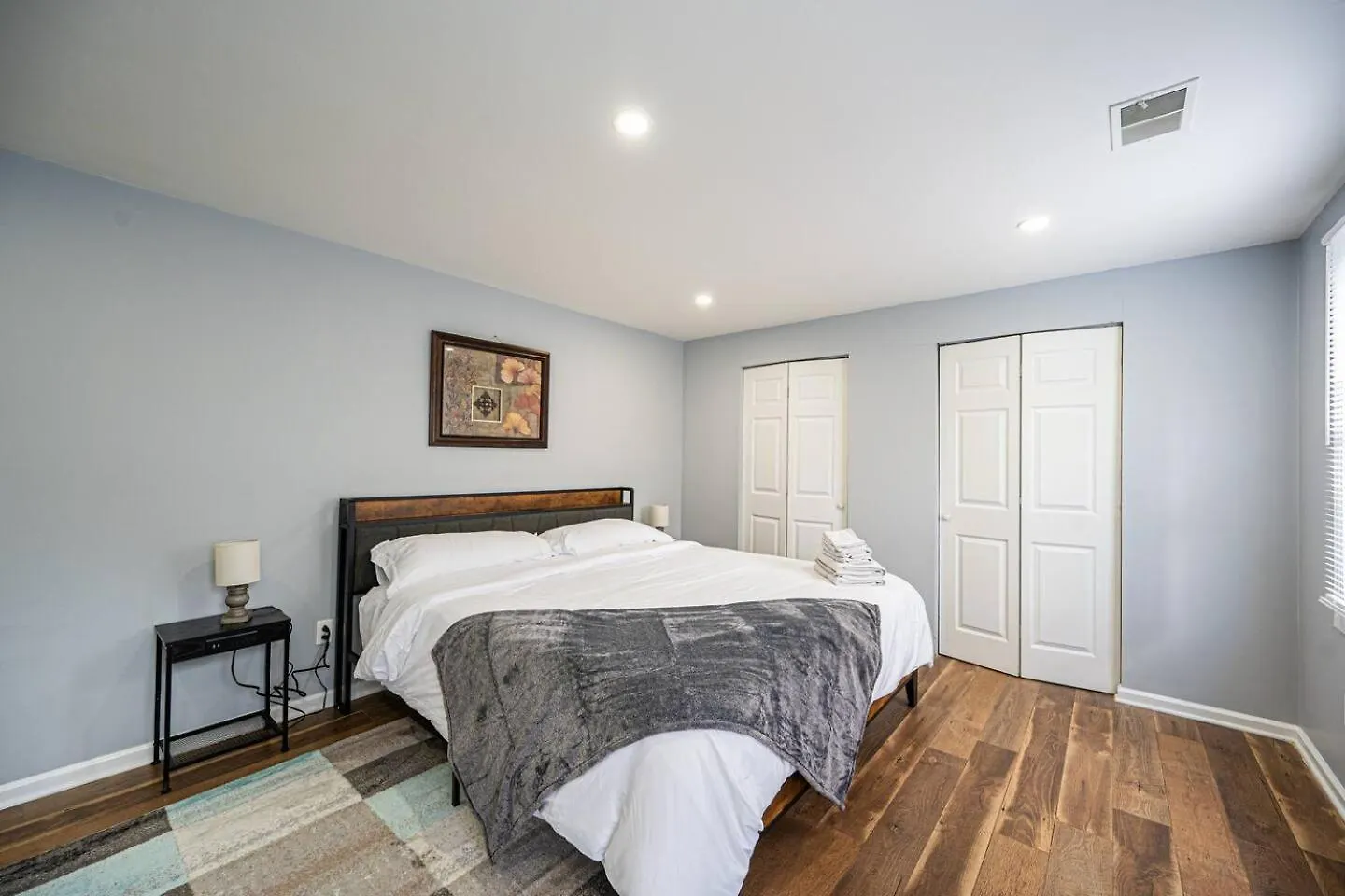 5Bed Homesleeps16Wifipooltablekingbed Charlotte